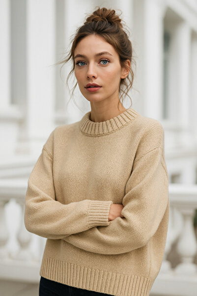 Rich Women's Beige Oversize Crew Neck Knit Sweater