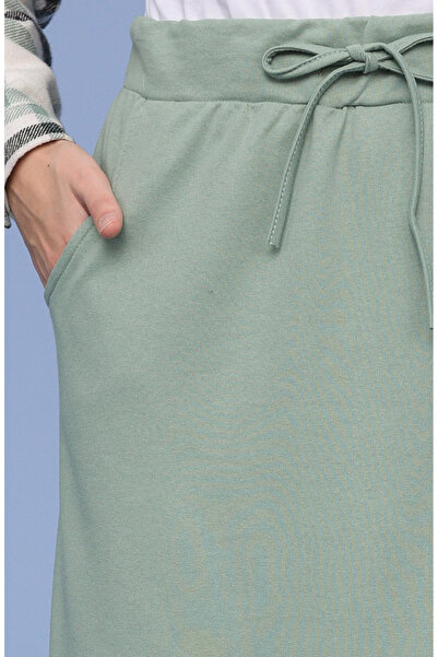 sefamerve Green Pocketed Sports Skirt - 0152-17