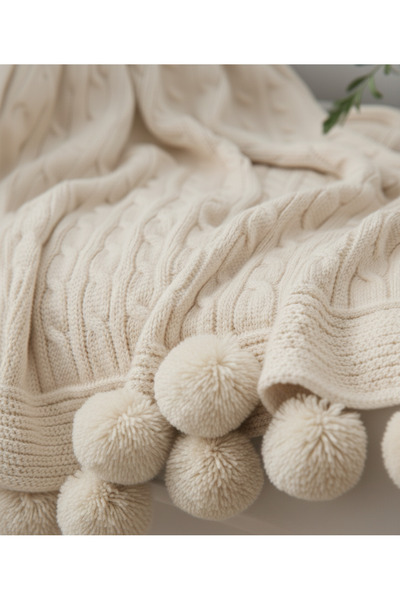 EUROPA HOME Pompom Over-The-Knee Blanket -Tv Blanket -Shawl -Woven Sofa Cover