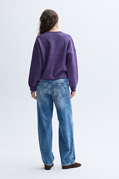 Mudo Loose Fit Sweater with Stitch Detail