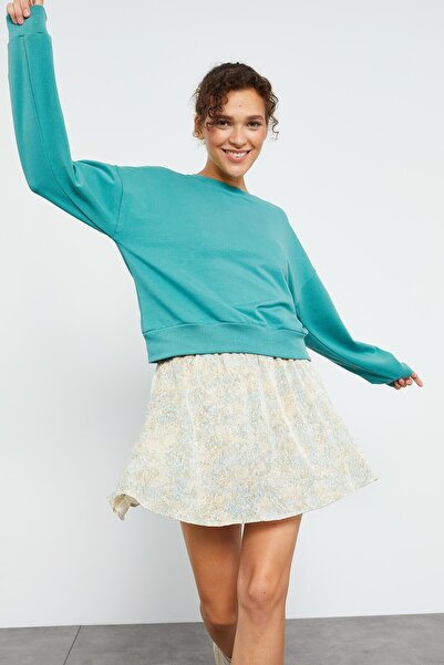 TOMMY LIFE Mint Green Basic Comfortable Form O Neck Women's Sweatshirt - 97114