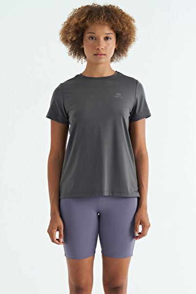 TOMMY LIFE Dark Gray Back Slit Detailed O Neck Short Sleeve Standard Fit Women's T-Shirt - 97267