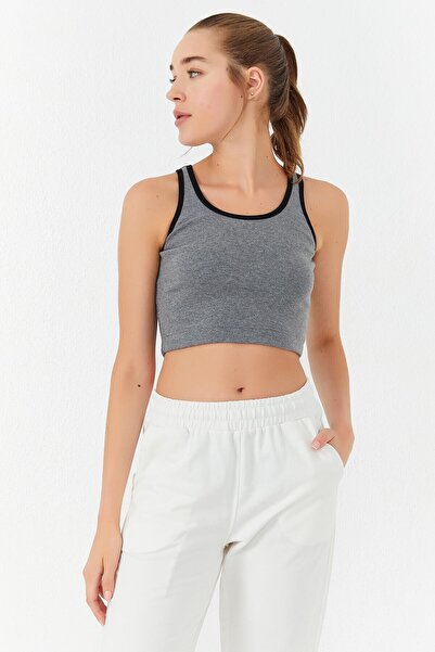 TOMMY LIFE Tricou crop top pentru femei, cu decolteu rotund, cu mâneci zero basic, gri Melange - 97162