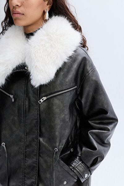 Mudo Long Coat with Fur Collar Looking Like Leather