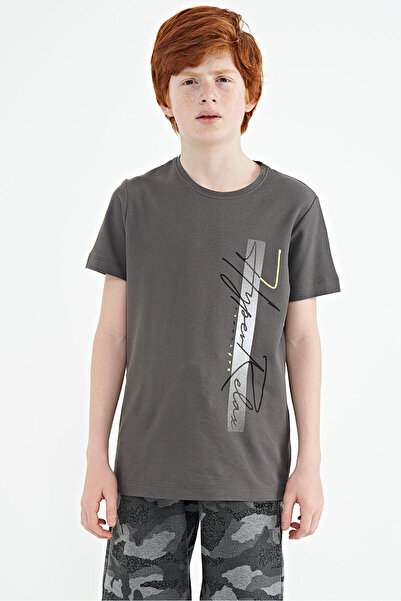 TOMMY LIFE Koyu Gri Yazı Baskılı O Yaka Standart Kalıp Erkek Çocuk T-Shirt - ...