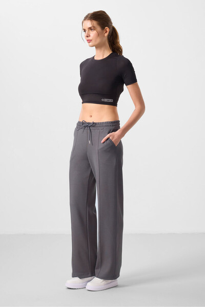 TOMMY LIFE Dark Gray Soft Textured Women's Palazzo Trousers with Pocket Front Seam Detail - 94670