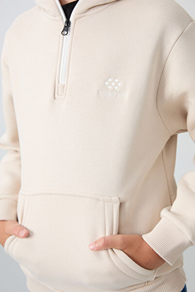 TOMMY LIFE Chlapecká vyšívaná béžová mikina – uvnitř tlustá chlupatá, měkká textura – 11244