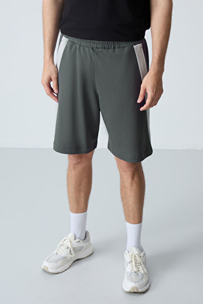 AIR JONES Haki Pamuklu Kalın Yumuşak Dokulu Standart Fit Basic Erkek Şort  - 81280