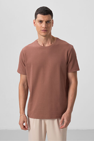 TOMMY LIFE Ανδρικό T-Shirt με άνετη φόρμα με υφή καφέ επιφάνειας - 88436