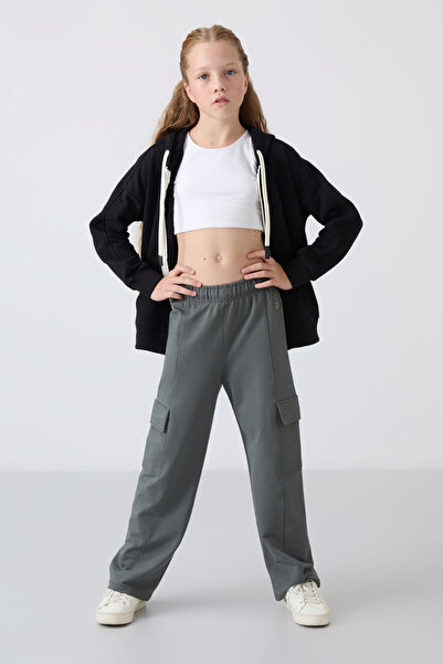 TOMMY LIFE Φούτερ για κορίτσια Χακί - Φαρδύ πόδι, τσέπες Cargo και λεπτομέρει...