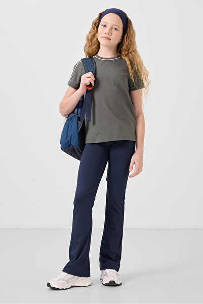 TOMMY LIFE Tricou pentru fete din bumbac kaki cu decolteu O Standard Fit Basic - 75177