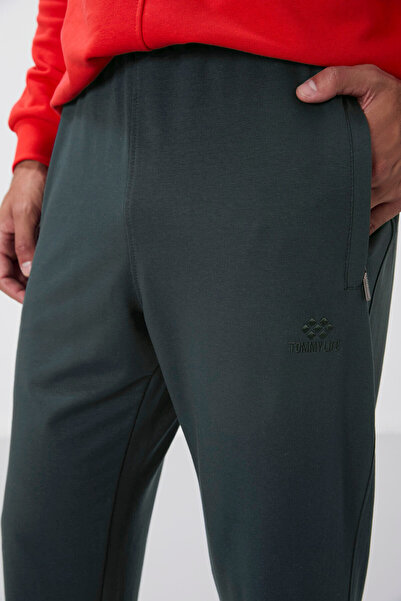 TOMMY LIFE Khaki Zipper Pocket Slim Fit Classic Leg Men's Sweatpants - 84669