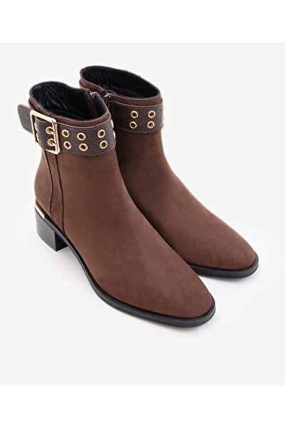 Yargıcı Metal Topuk Ve Toka Detaylı Deri Bot