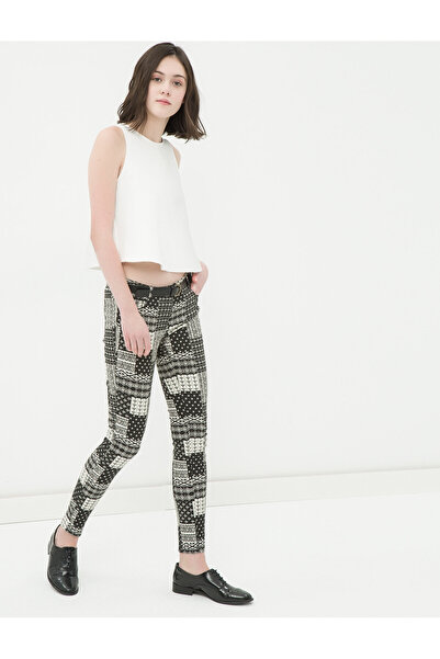 Koton Шарени панталони