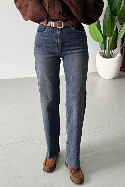 ECEMİ Desin Kesik Paça Straight Fit Kemerli Jean