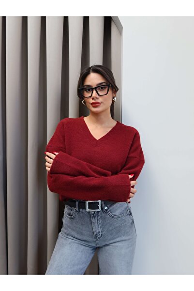 ESRAHELVACI V-Neck Soft Textured Sweater