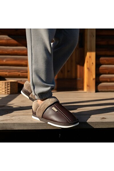 OEM Men's fur slippers, for indoors or short trips outside, D310