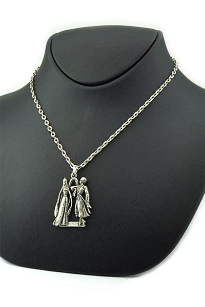 anahtarlıksepeti Caucasian Quartz Playing Double Figure Necklace Bracelet Set