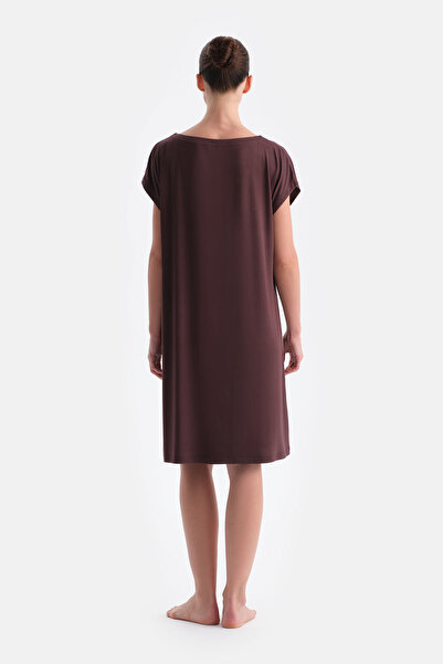 Dagi Plum Slit Short Sleeve Nightgown