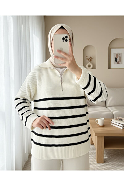 Modamorfo Светло-бежевый свитер с боковыми полосками и полузастежкой-молнией