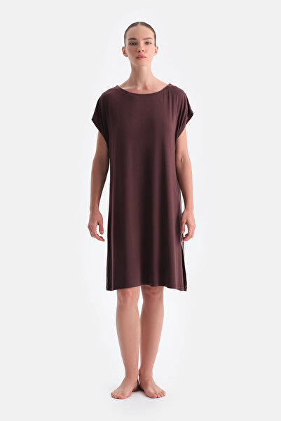Dagi Plum Slit Short Sleeve Nightgown