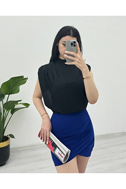 Modamorfo Zero Sleeve Padded Sandy Blouse -Black