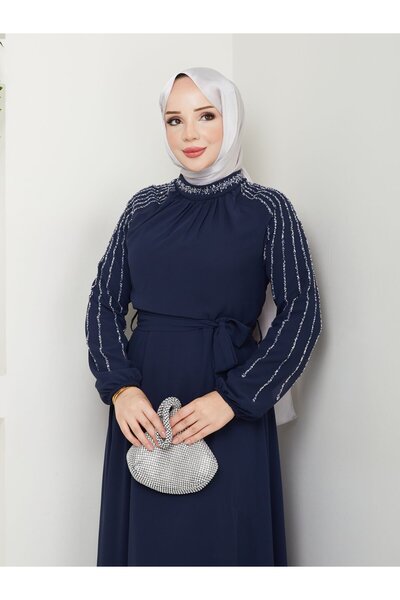 ModaMerve فستان سهرة مطرز الأكمام