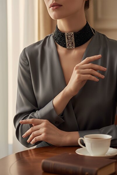 FAYRA ACCESSORIES Kristal Taşlı Hasır Dizim Oniks Taşlı Tasma Kolye