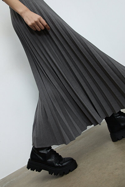 Stradivarius Pleated midi skirt