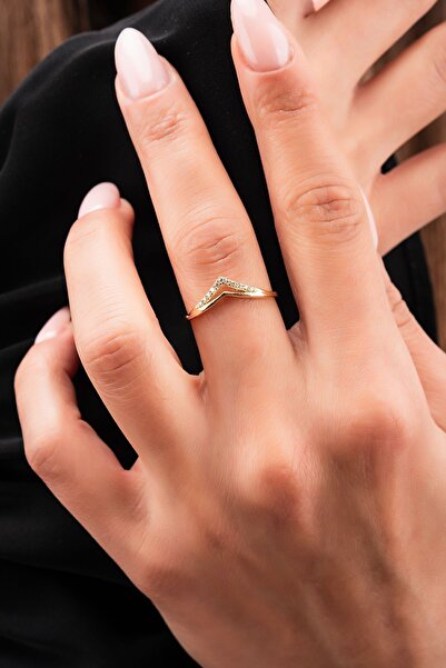 Altınaşkı Üçgen Altın Yüzük