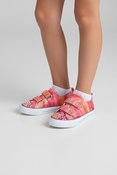 Görkem bebe ayakkabı ve tekstil DÍVČÍ CONVRES