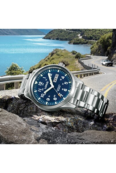 Lorus RL405BX9 Automatic Men's Wristwatch - Stylish and Functional Design