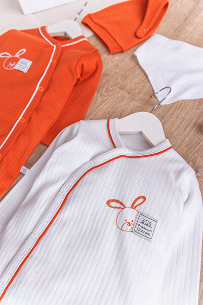 Babymod 2-Piece Long Sleeve Baby Girl/Boy Jumpsuit Set with Rabbit Figure