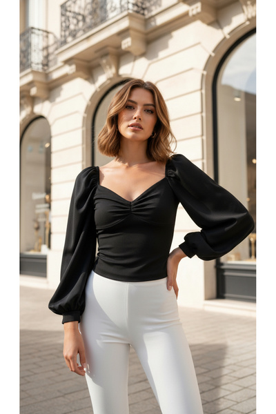 ACTRİS Μπλούζα με μανίκια με τετράγωνο λαιμό και λεπτομέρεια