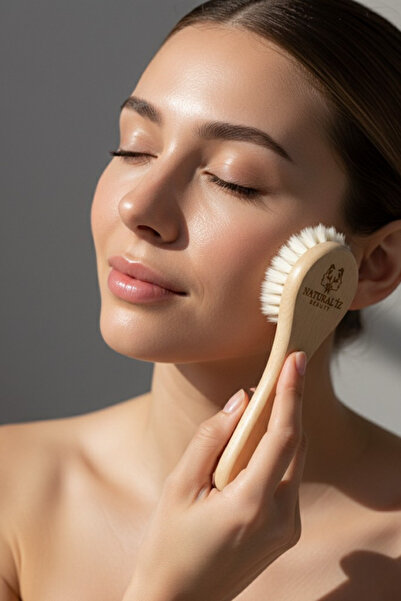 Natural'iz Beauty شعر الحصان الطبيعي - فرشاة العناية بالوجه