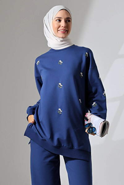 Mihran Butik بدلة نسائية موسمية من القطن الممشط باللون الأزرق الداكن - حجاب ر...