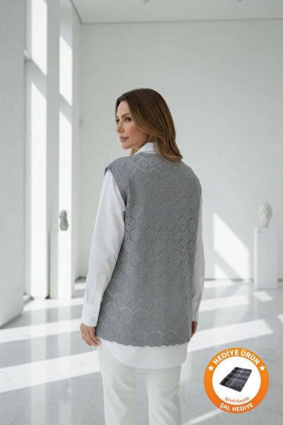 larocci Honeycomb Knit Vest Light Gray + Shawl Gift