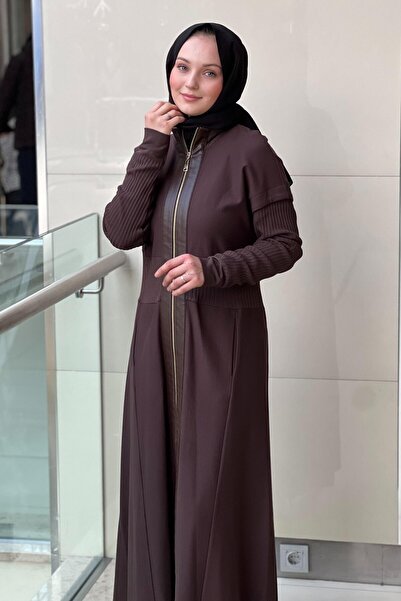 Nuss 6003 Knitted Cap with Sleeves