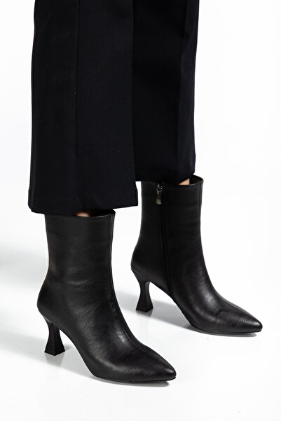 halabi moda Kadın Siyah İnce Topuklu Sivri Burun Bot