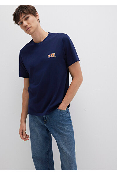 Mavi Marineblaues T-Shirt mit Logo-Aufdruck Regular Fit / Regular Fit0611714-84371