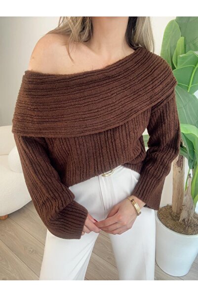 Jose Clothing Women's Diamond Patterned Wool Sweater