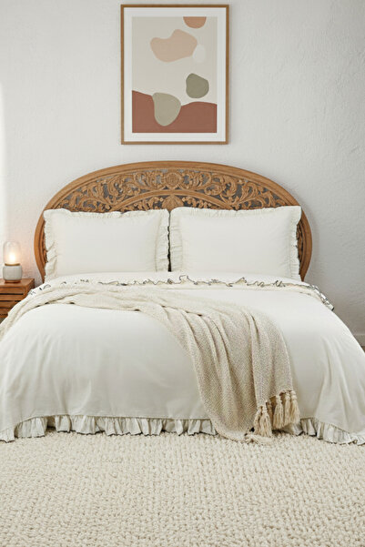 Magnolia Vintage Ruffled Double Duvet Cover Set - Cotton, Cream Color, Soft Textured Stylish Design
