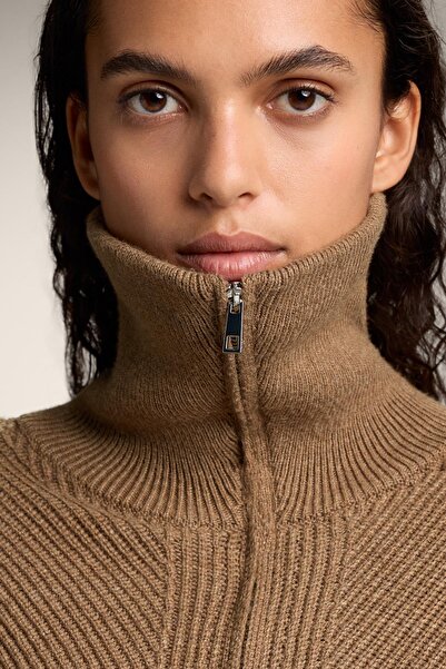 Oysho Knit jacket with lapel collar