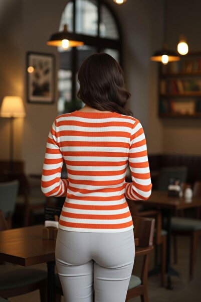Mossta Orange Striped Square Collar Knitwear Blouse