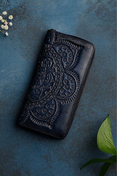 Mychicbeautybag Exclusive wallet for women, made of high-quality leather