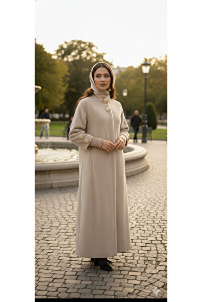 Hakko Tay Feather Coat Overcoat