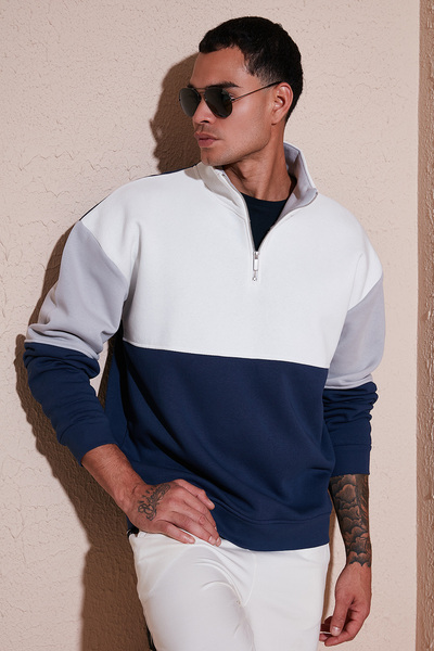 Buratti Ανδρικό φούτερ με χρωματιστό μπλοκ, κανονική εφαρμογή, μισό φερμουάρ και όρθιο γιακά 5905719