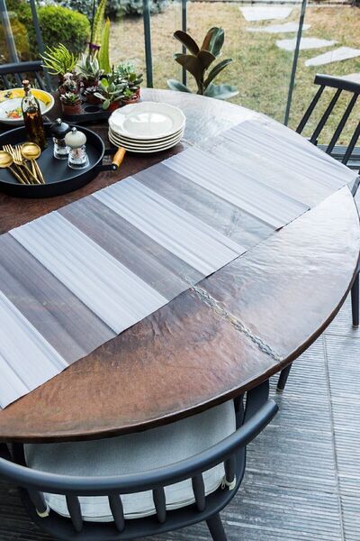 Arma House عداء قطع ليزر حديث مطوي باللون الأبيض الفاتح