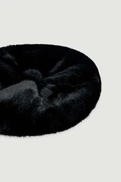 Gusto Faux Fur Painter Beret - Black