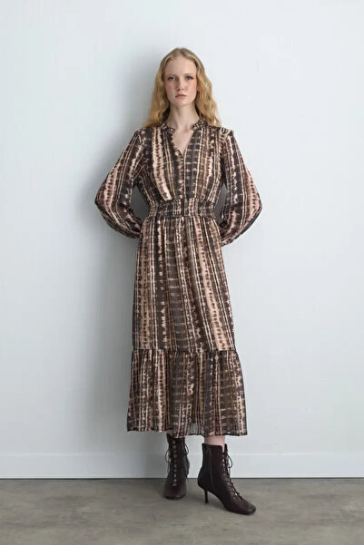 Gusto Bele Oturan Varak Patterned Long Dress - Brown